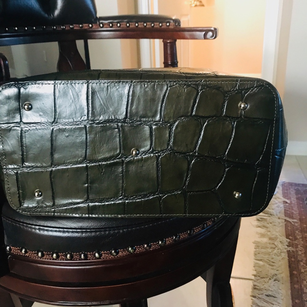 Totes - Picture 2 of 3